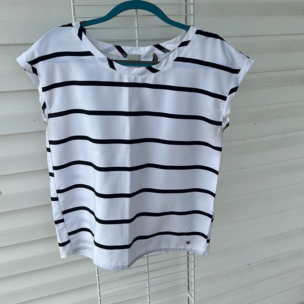 Women’s Striped Navy and White Top
